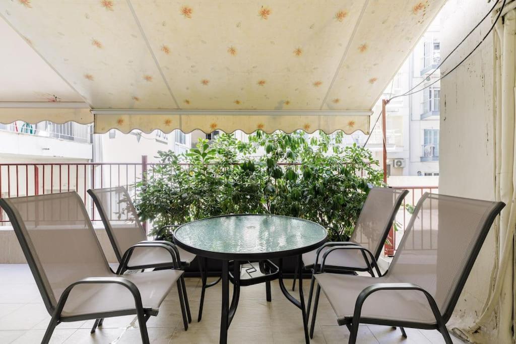 Lassani Cozy And Quiet, 2 Bedroom Apartm With Spacious Balcony Szaloniki Kültér fotó